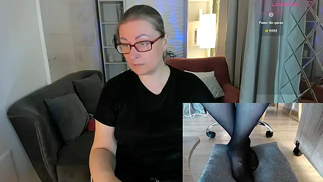 Snapshot of Alexandra_Kind chatting on 12, 5, 2026 Alexandra Kind online show from 12, 5, 2026