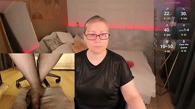 Snapshot of Alexandra_Kind chatting on 23, 5, 2026 Alexandra Kind online show from 23, 5, 2026