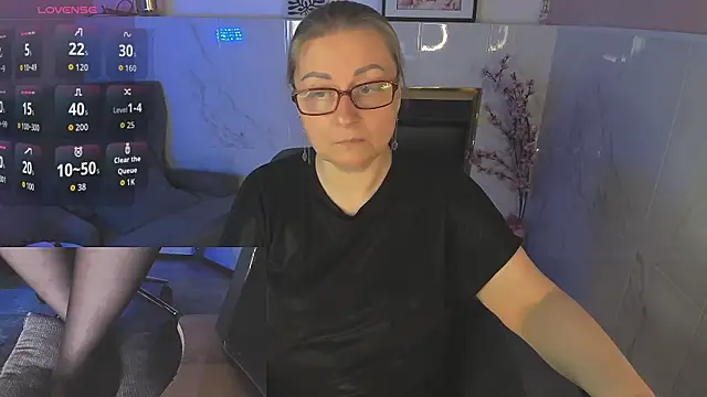 Snapshot of Alexandra_Kind chatting on 21, 4, 2026 Alexandra Kind online show from 21, 4, 2026