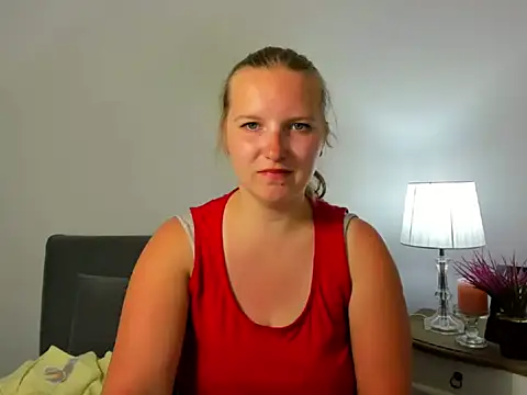 Snapshot of RoseTeacherX chatting on 5, 5, 2026 RoseTeacherX online show from 5, 5, 2026