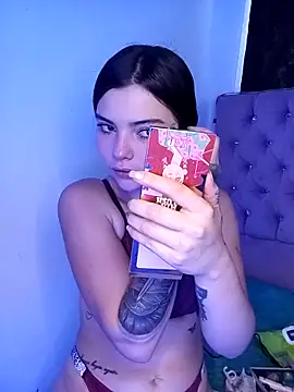 Dollce-fox online show from 18, 4, 2026