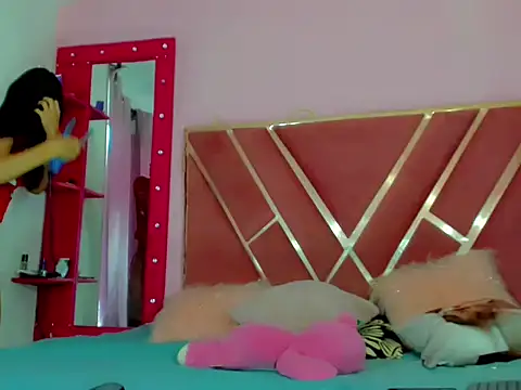 Dollcute  online show from 27, 4, 2026