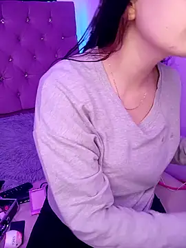 mia naturall online show from 17, 4, 2026