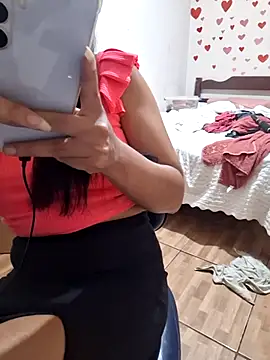 euahotmarii3 online show from 20, 4, 2026