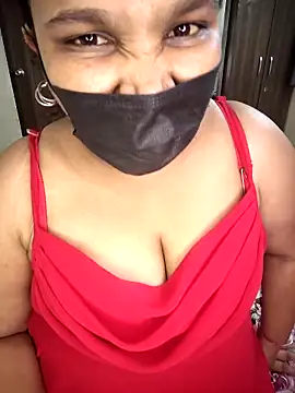 Lusi G online show from 15, 4, 2026