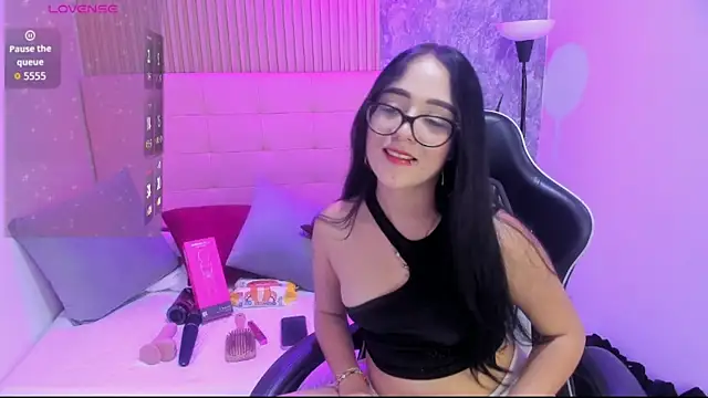 Snapshot of Amiee_Kovva chatting on 16, 7, 2026 Amiee Kovva online show from 16, 7, 2026