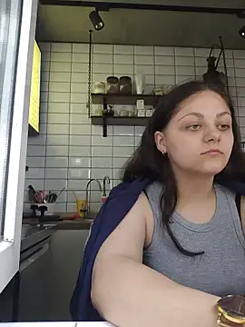  Mikky lil  online show from 18, 5, 2026