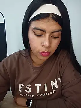 Snapshot of SOFIA-11_ chatting on 28, 5, 2026 SOFIA-11 online show from 28, 5, 2026