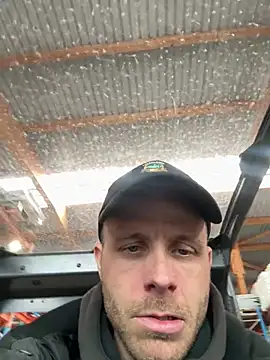 sisaxxxx online show from 15, 4, 2026