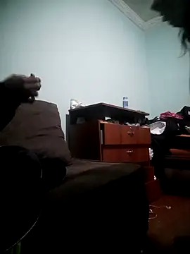 ParejaOculta online show from 20, 4, 2026