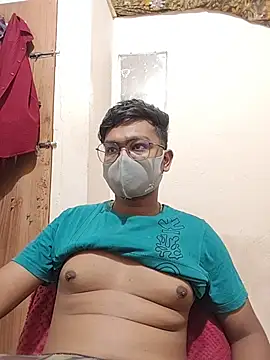 Snapshot of hot_boy995 chatting on 15, 6, 2026 hot boy995 online show from 15, 6, 2026