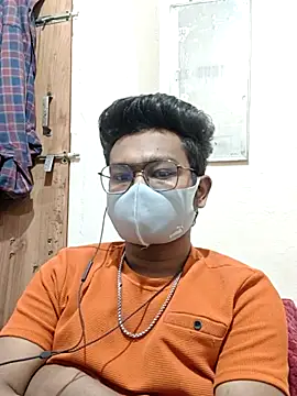 Snapshot of hot_boy995 chatting on 4, 5, 2026 hot boy995 online show from 4, 5, 2026