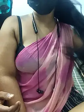 sweetylove01 online show from 15, 5, 2026