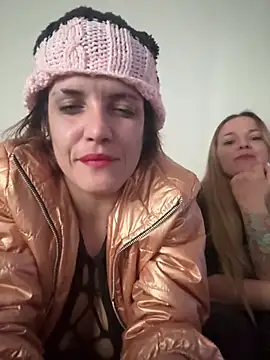 SOLyLunita2232nuevo online show from 30, 4, 2026