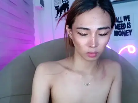 Snapshot of UrHolyBody chatting on 25, 4, 2026 UrHolyBody online show from 25, 4, 2026