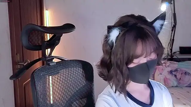 Snapshot of KKi-8 chatting on 5, 6, 2026 KKi-8 online show from 5, 6, 2026