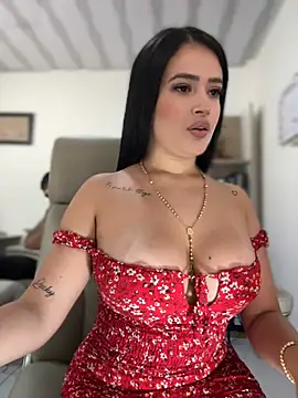 Snapshot of Sara_fun chatting on 5, 3, 2025 Sara fun online show from 5, 3, 2025