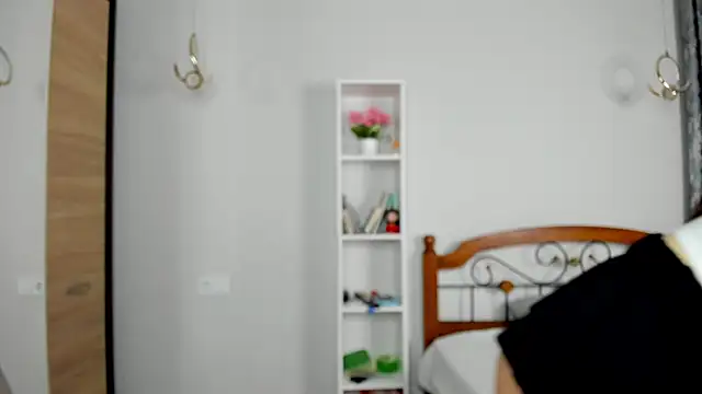 Snapshot of ameliyaa_sun chatting on 1, 6, 2026 ameliyaa sun online show from 1, 6, 2026