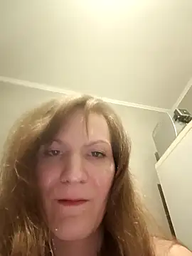 Snapshot of AnnieNet chatting on 4, 5, 2026 AnnieNet online show from 4, 5, 2026