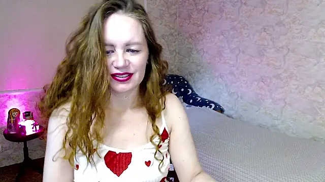 Snapshot of Fern_Lust chatting on 13, 7, 2026 Fern Lust online show from 13, 7, 2026