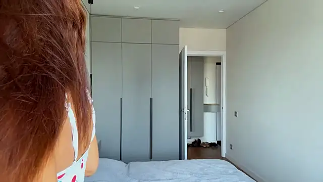 Snapshot of MelindaReny chatting on 20, 5, 2026 MelindaReny online show from 20, 5, 2026