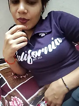 Snapshot of Dimple-Shah chatting on 26, 5, 2026 Dimple-Shah online show from 26, 5, 2026