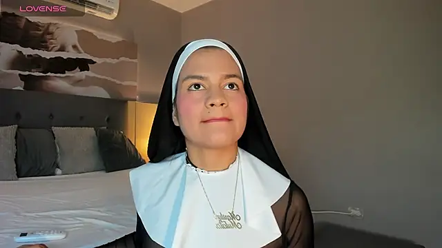 Marilyn Mulata online show from 31, 5, 2026