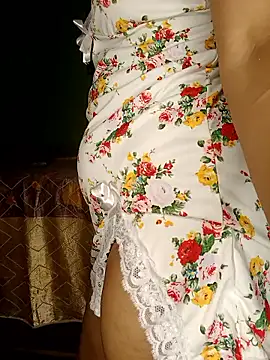 Snapshot of Sexy_Hena_69 chatting on 19, 5, 2026 Sexy Hena 69 online show from 19, 5, 2026