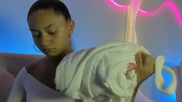 VenusBlazzer online show from 19, 6, 2026