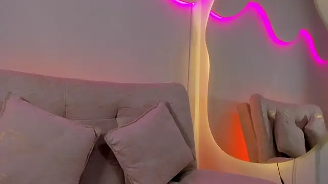 VenusBlazzer online show from 3, 6, 2026