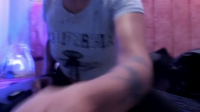 Snapshot of LunaArias chatting on 2, 7, 2026 LunaArias online show from 2, 7, 2026