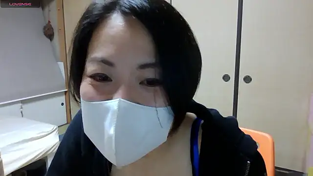 Snapshot of rin2432 chatting on 15, 5, 2026 rin2432 online show from 15, 5, 2026