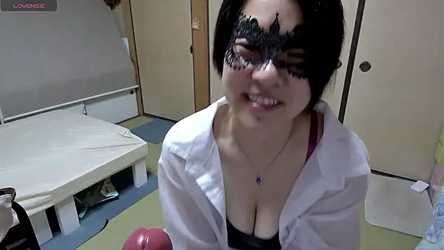 Snapshot of rin2432 chatting on 28, 5, 2026 rin2432 online show from 28, 5, 2026