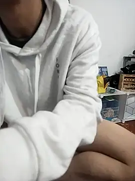 AoA-BoyStudent online show from 15, 4, 2026