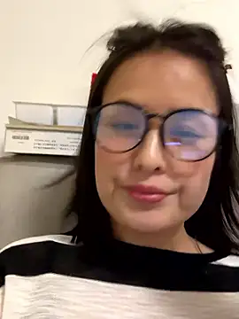 Snapshot of Faye-baby chatting on 30, 4, 2026 Faye-baby online show from 30, 4, 2026
