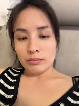 Snapshot of Faye-baby chatting on 24, 5, 2026 Faye-baby online show from 24, 5, 2026