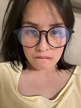 Snapshot of Faye-baby chatting on 4, 5, 2026 Faye-baby online show from 4, 5, 2026