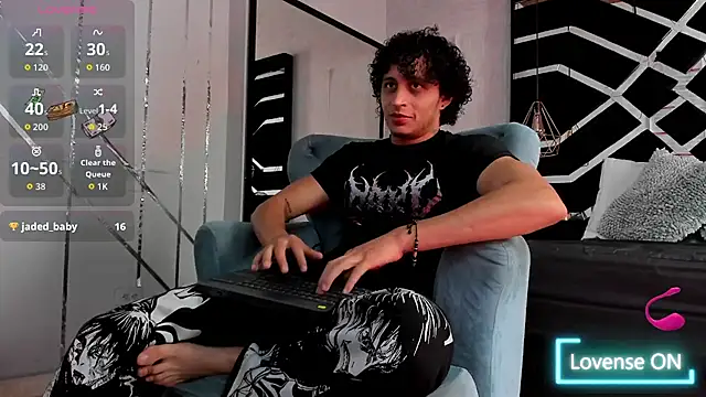 Snapshot of JayTaylorr chatting on 8, 7, 2026 JayTaylorr online show from 8, 7, 2026