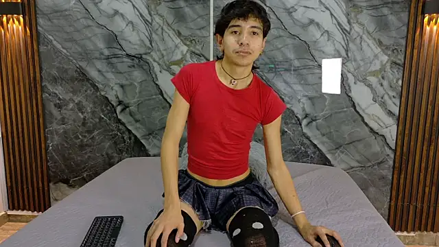 NoahWalker   online show from 22, 5, 2026