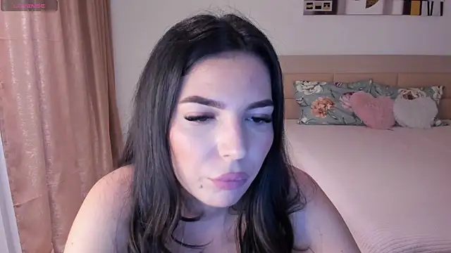CandyElla  online show from 6, 7, 2026