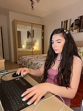 CandyElla  online show from 10, 6, 2026