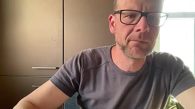 Snapshot of o_florian_o1 chatting on 12, 5, 2026 o florian o1 online show from 12, 5, 2026