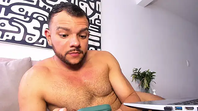 Simon Brown online show from 25, 5, 2026