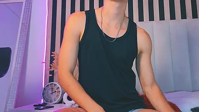LeoTease online show from 25, 4, 2026