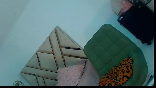 paola blond01 online show from 3, 6, 2026