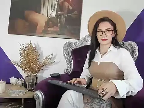 Snapshot of MistressKasandra chatting on 11, 5, 2026 MistressKasandra online show from 11, 5, 2026