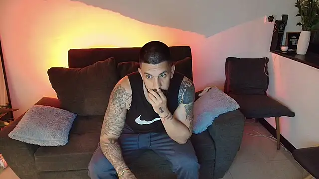 Alyssa and DAngelo online show from 26, 7, 2026