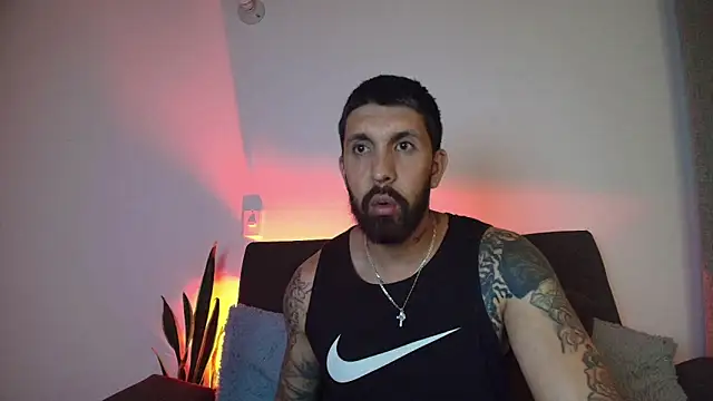 Alyssa and DAngelo online show from 16, 6, 2026