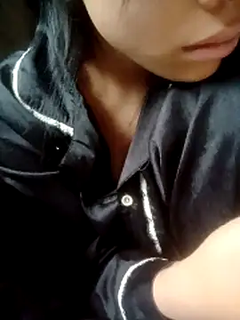 lelenana online show from 18, 4, 2026