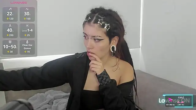 Snapshot of giulietta_monsalve chatting on 10, 5, 2026 giulietta monsalve online show from 10, 5, 2026